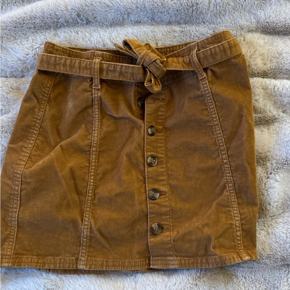 Size 0 American Eagle corduroy skirt